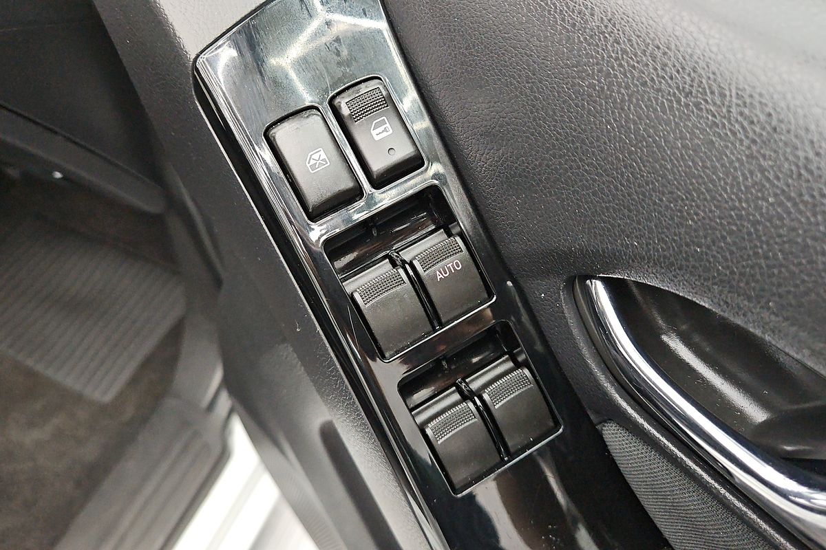 2020 Isuzu MU-X LS-M