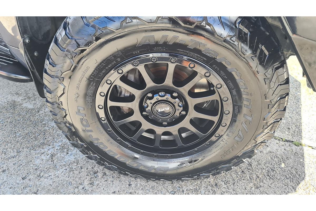 2009 Toyota Landcruiser GXL VDJ200R