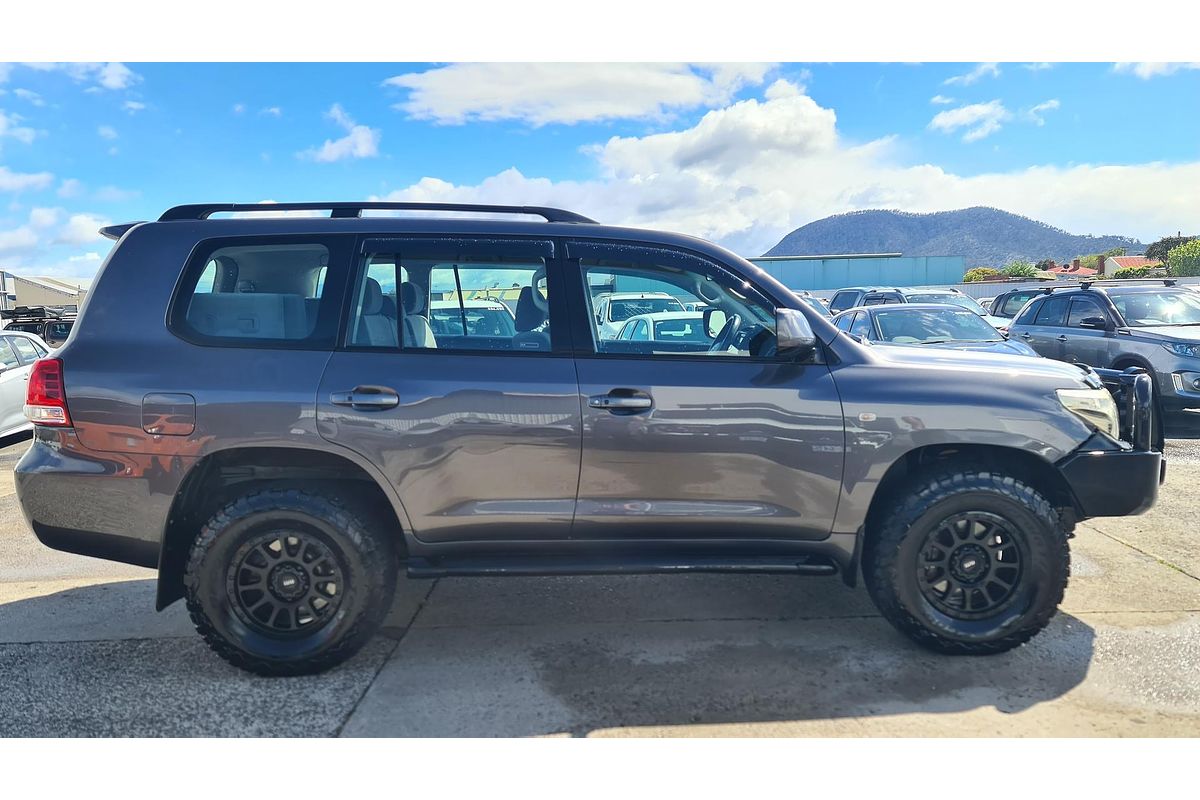 2009 Toyota Landcruiser GXL VDJ200R
