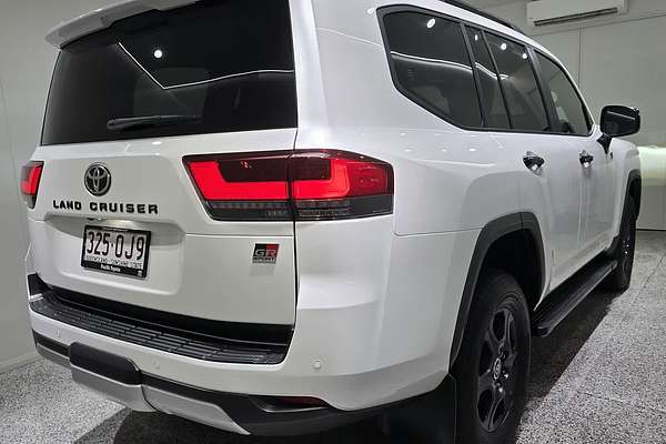 2023 Toyota Landcruiser GR Sport FJA300R
