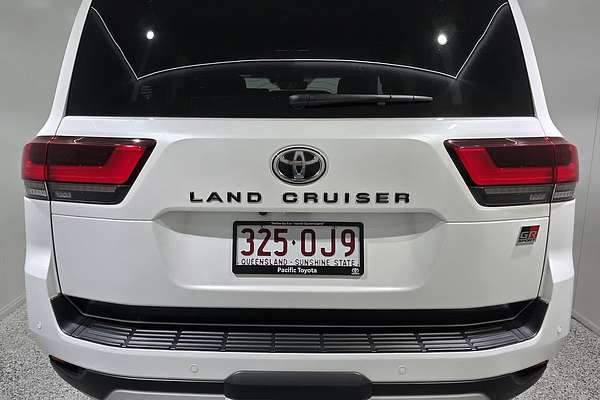 2023 Toyota Landcruiser GR Sport FJA300R