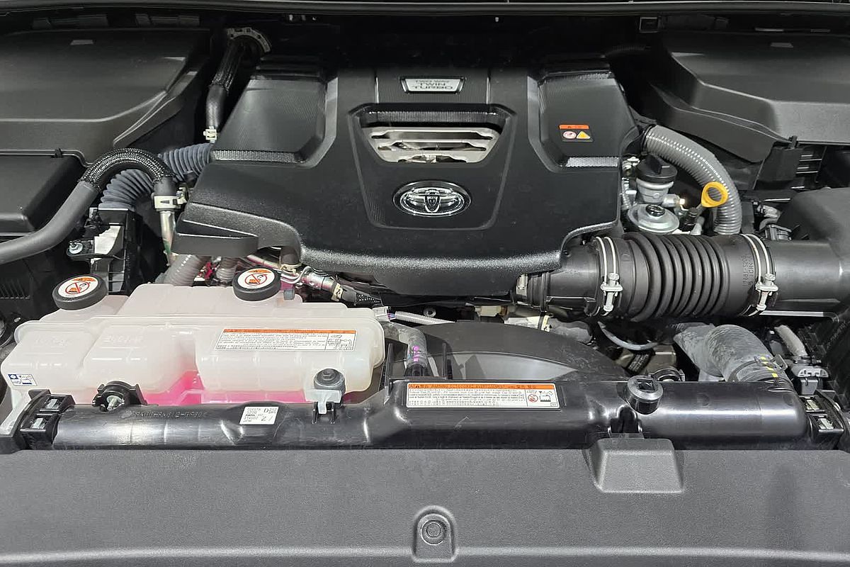 2023 Toyota Landcruiser GR Sport FJA300R