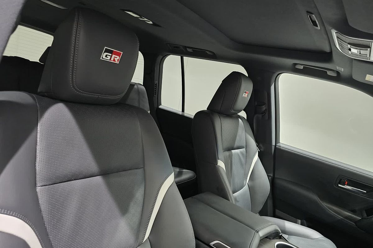 2023 Toyota Landcruiser GR Sport FJA300R