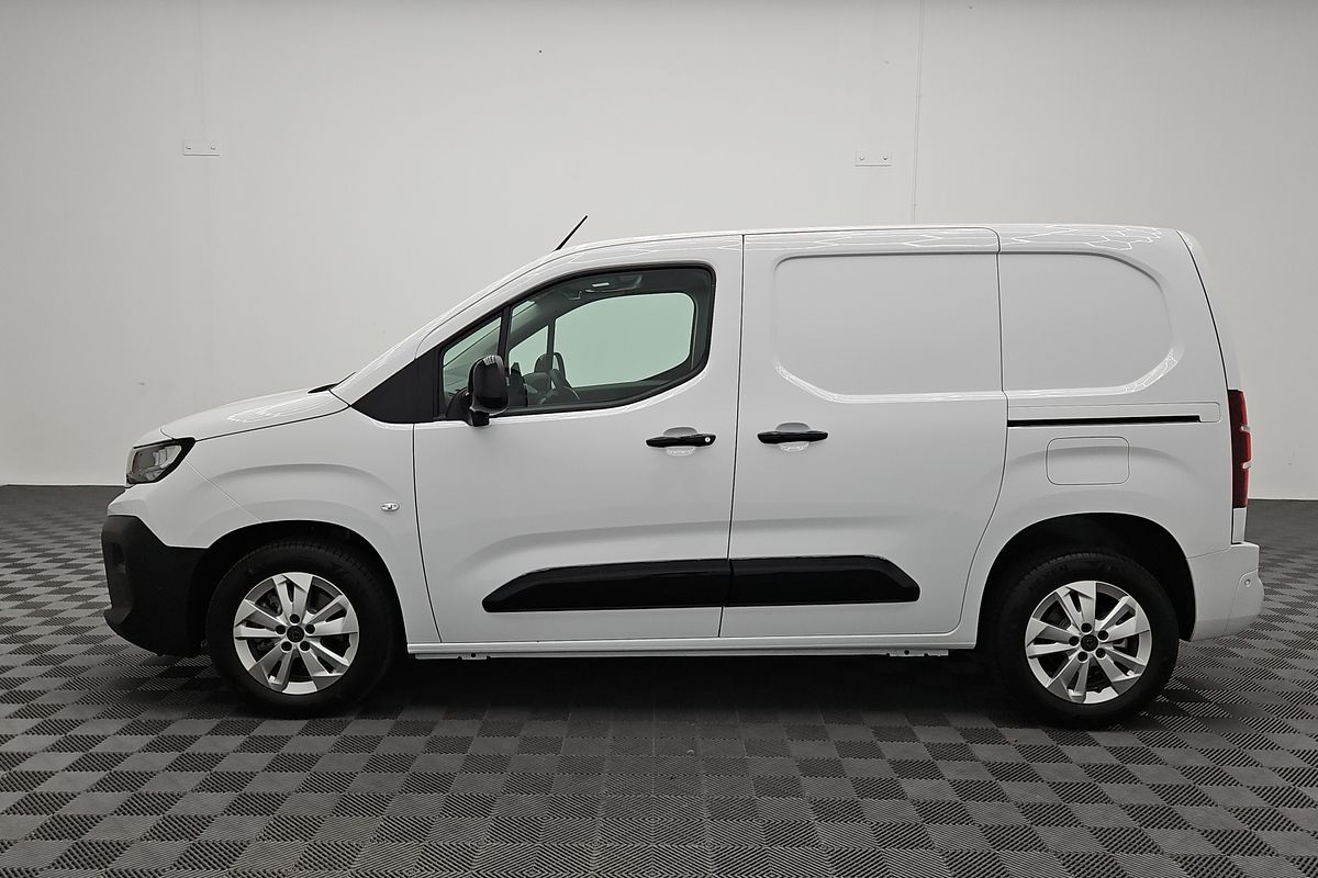 2025 Peugeot Partner Premium K9 SWB Low Roof