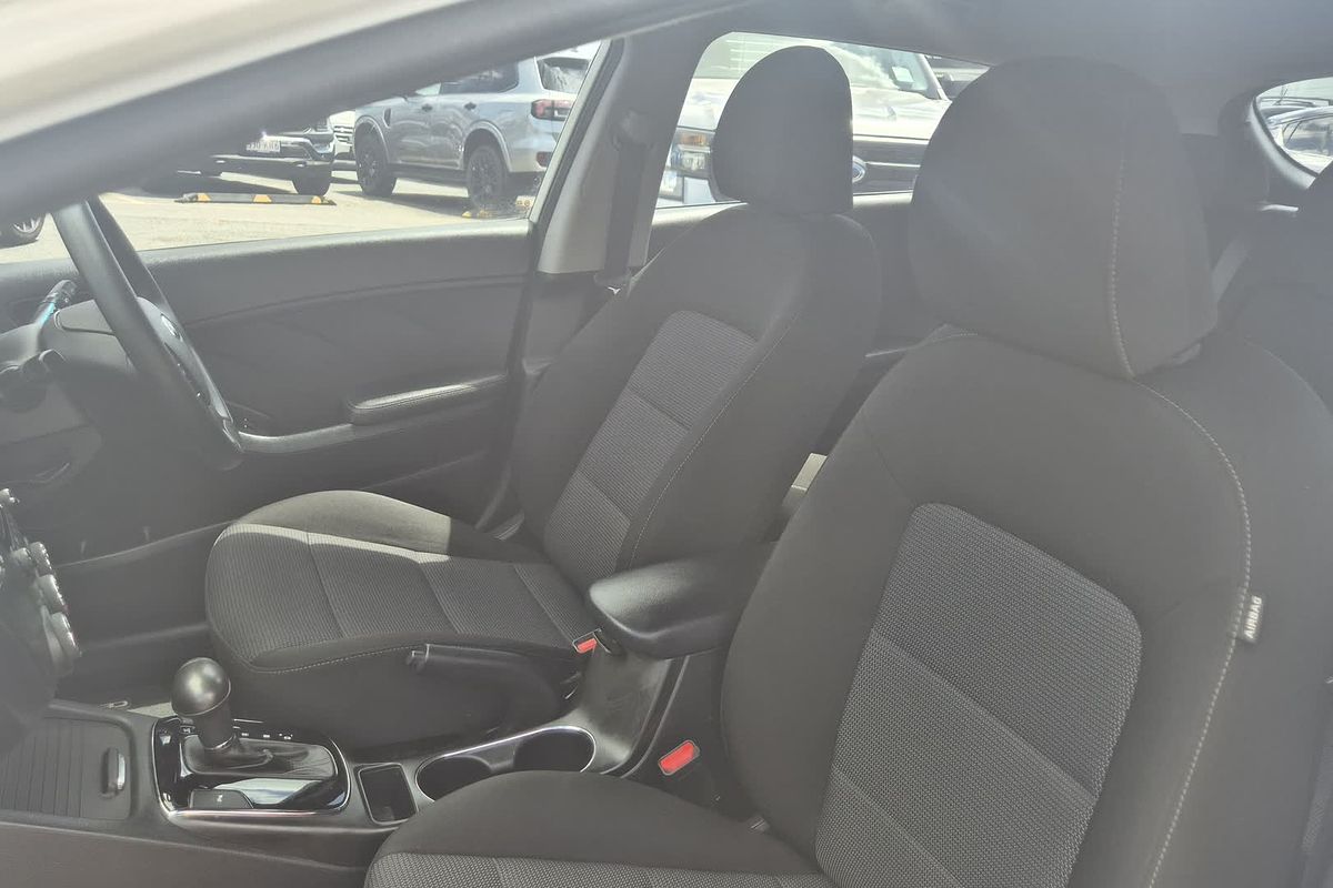 2018 Kia Cerato S YD