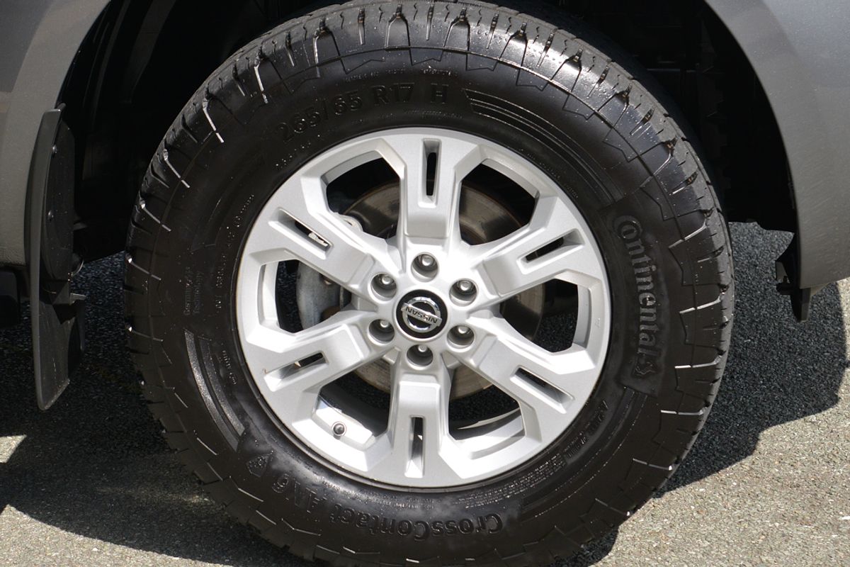 2021 Nissan Navara ST D23 4X4