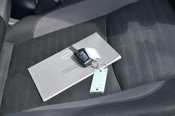 2021 Nissan Navara ST D23 4X4