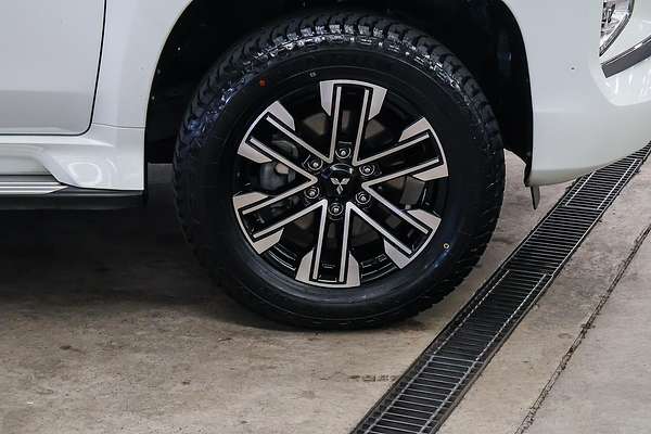 2023 Mitsubishi Pajero Sport GLS QF