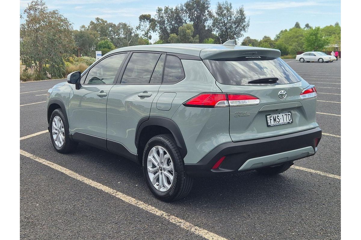2024 Toyota Corolla Cross GX MXGA10R