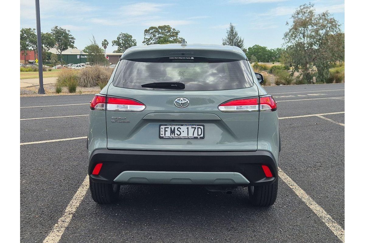 2024 Toyota Corolla Cross GX MXGA10R