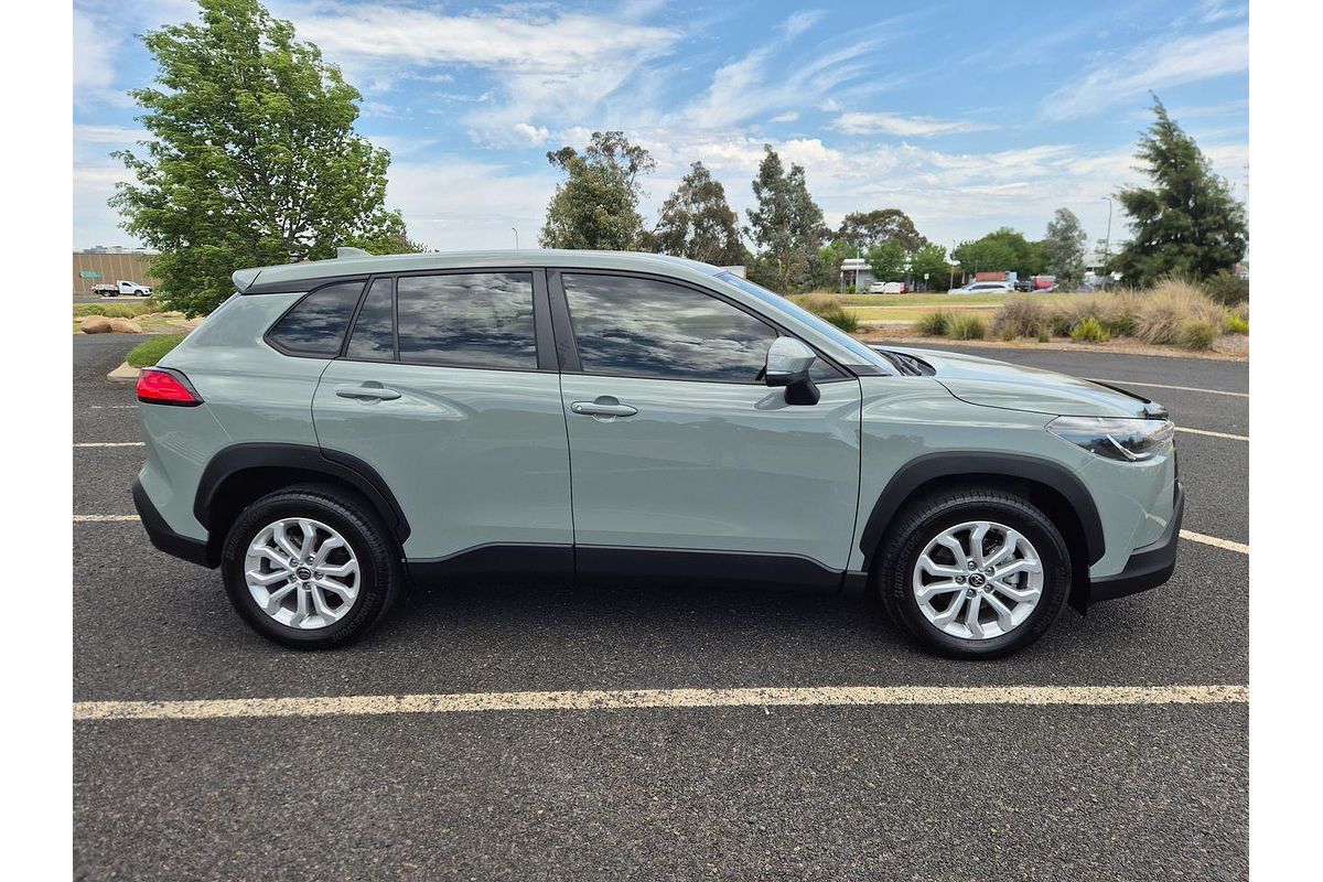 2024 Toyota Corolla Cross GX MXGA10R
