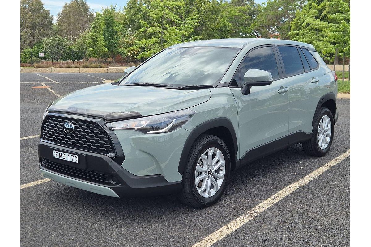 2024 Toyota Corolla Cross GX MXGA10R