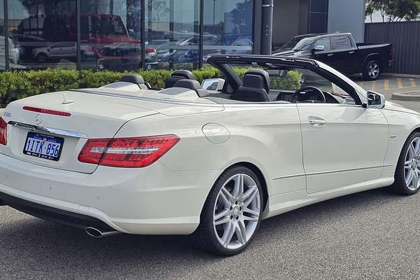 2012 Mercedes-Benz E-Class E350 BlueEFFICIENCY Avantgarde A207