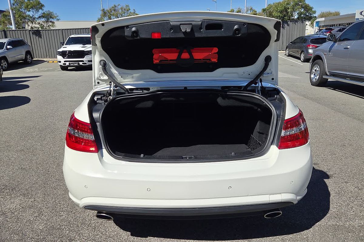 2012 Mercedes-Benz E-Class E350 BlueEFFICIENCY Avantgarde A207