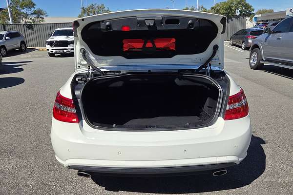 2012 Mercedes-Benz E-Class E350 BlueEFFICIENCY Avantgarde A207