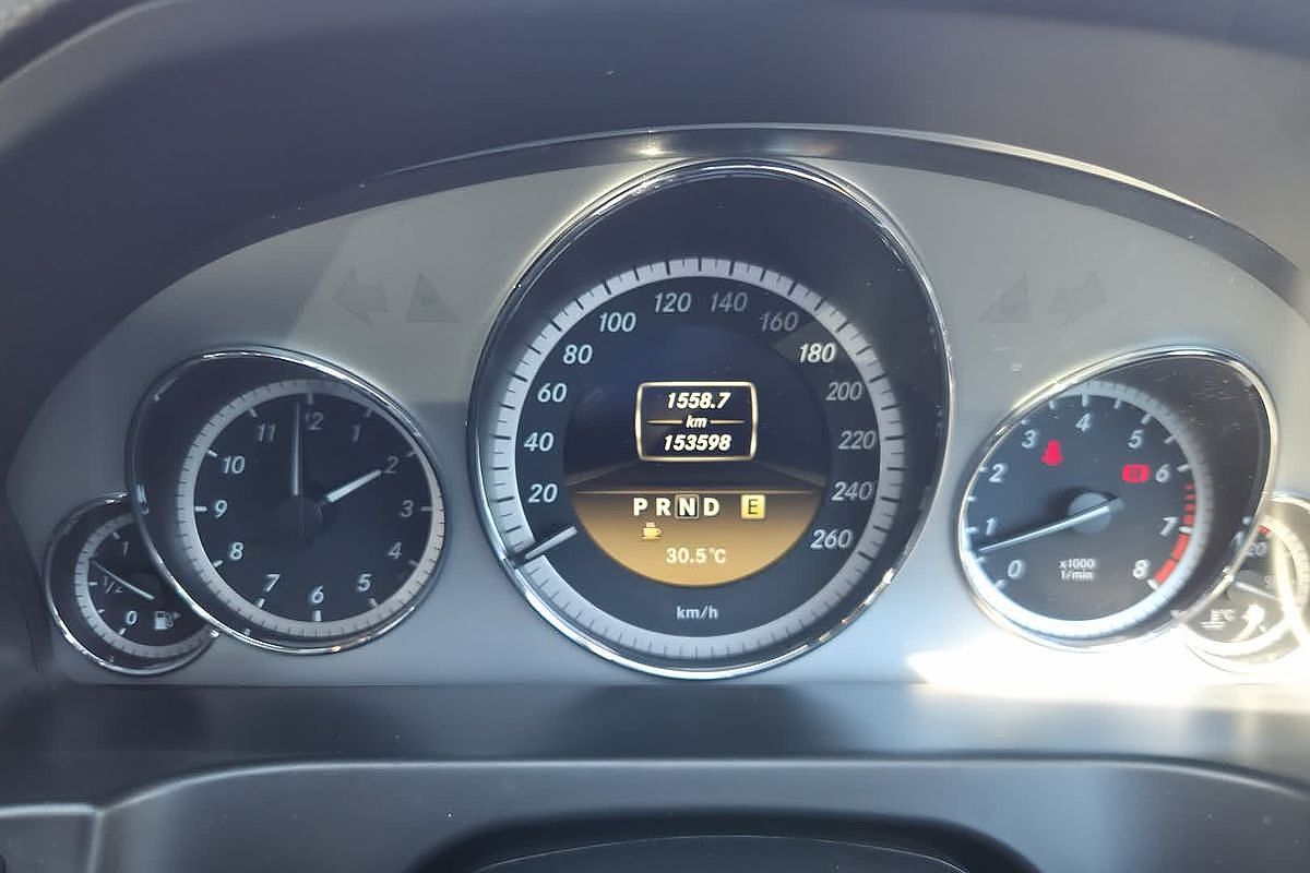 2012 Mercedes-Benz E-Class E350 BlueEFFICIENCY Avantgarde A207