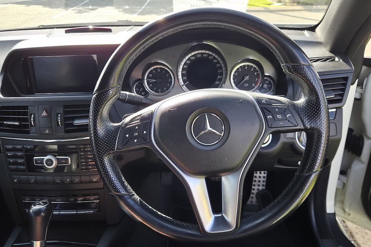 2012 Mercedes-Benz E-Class E350 BlueEFFICIENCY Avantgarde A207