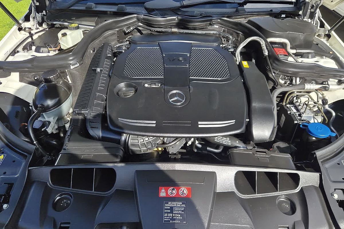 2012 Mercedes-Benz E-Class E350 BlueEFFICIENCY Avantgarde A207