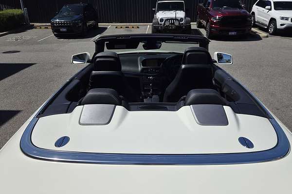 2012 Mercedes-Benz E-Class E350 BlueEFFICIENCY Avantgarde A207