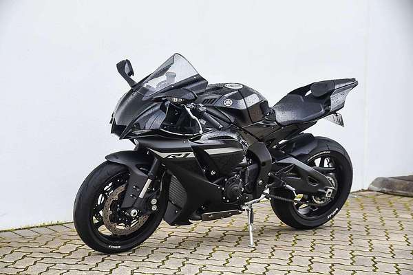 2023 Yamaha YZF-R1 R1