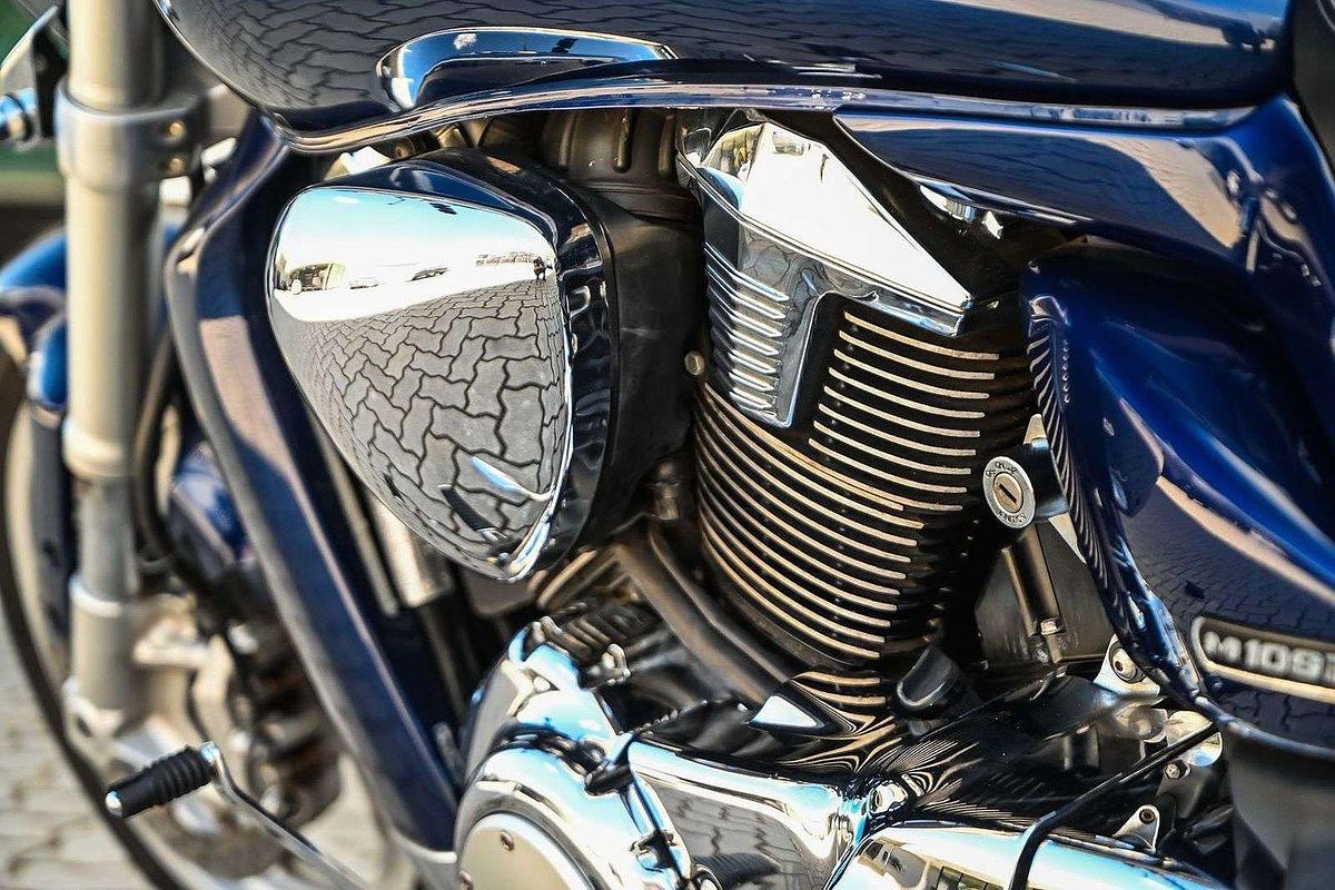 2010 Suzuki Boulevard M109R (VZR1800) Boulevard