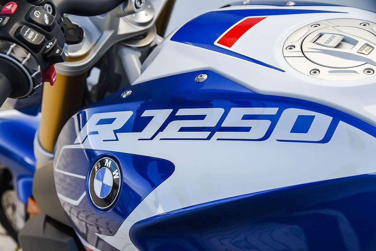2024 BMW R SERIES