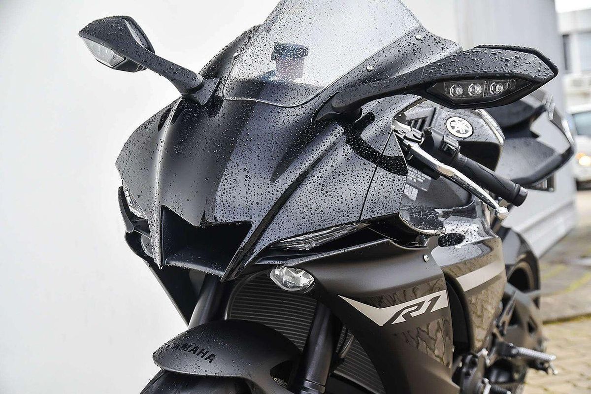 2023 Yamaha YZF-R1 R1