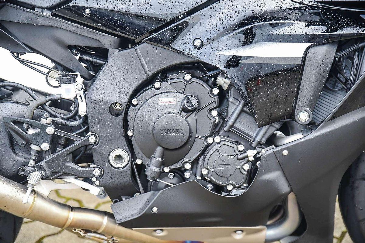 2023 Yamaha YZF-R1 R1
