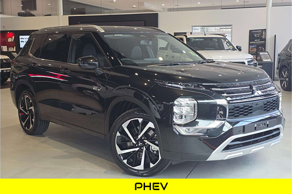 2025 Mitsubishi Outlander PHEV Exceed ZM