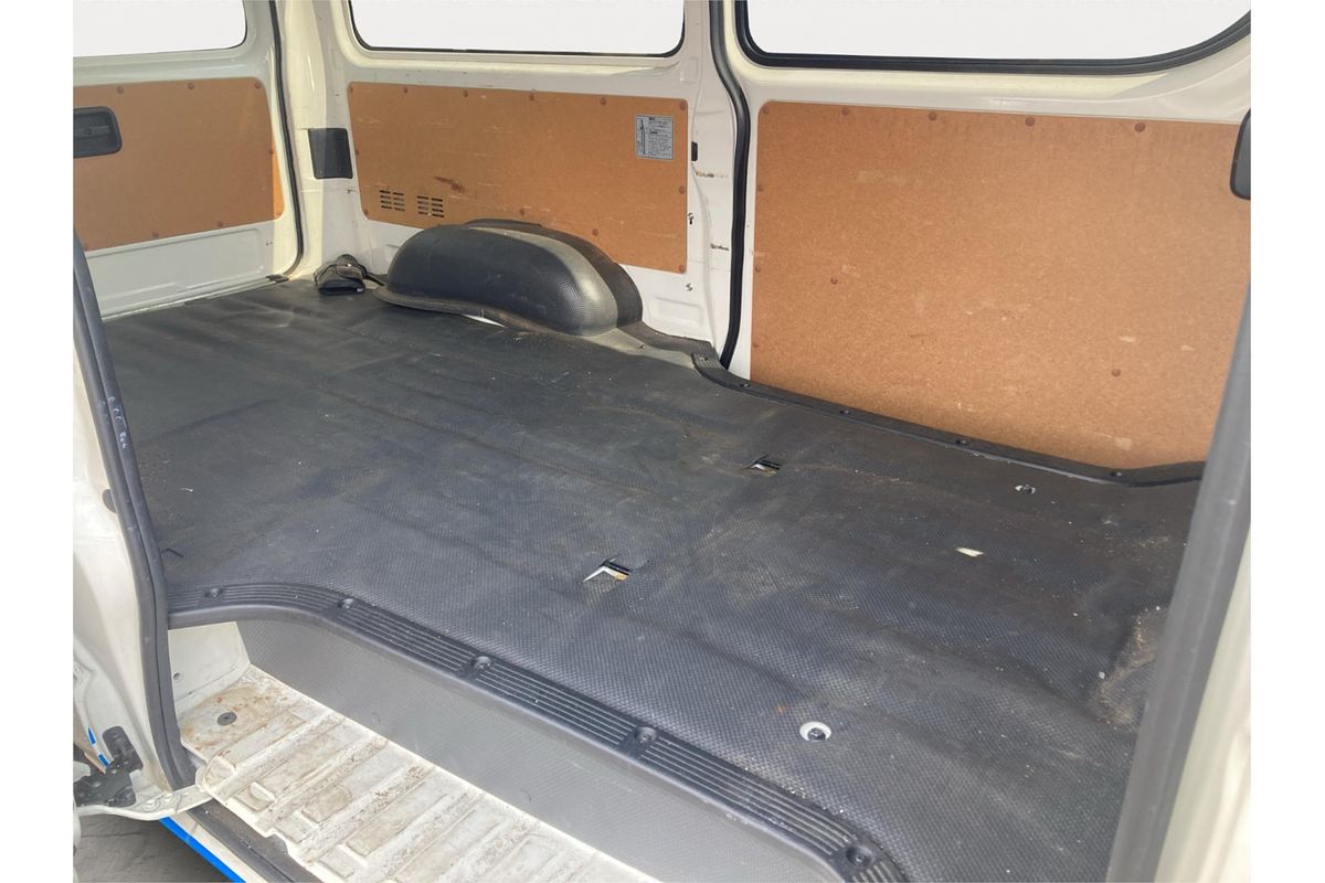 2021 Toyota Hiace DX GL-Package