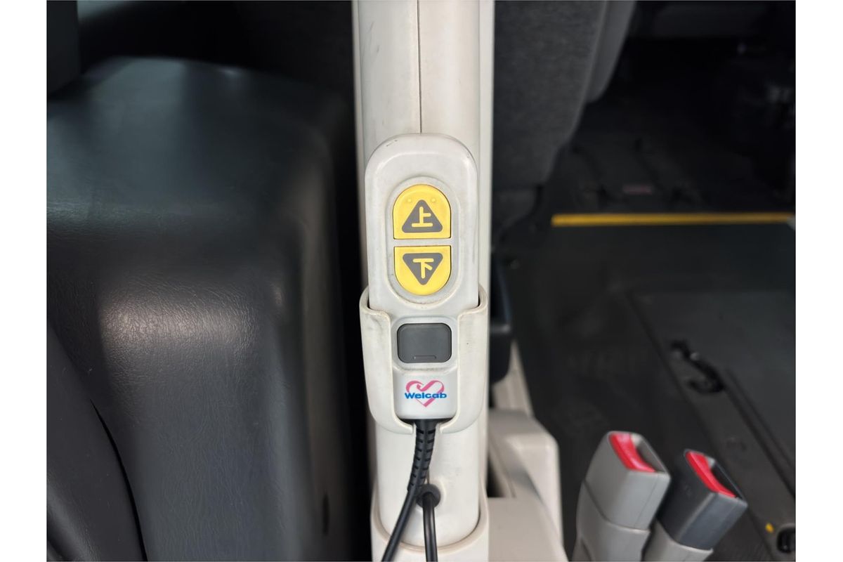 2012 Toyota Hiace Welcab