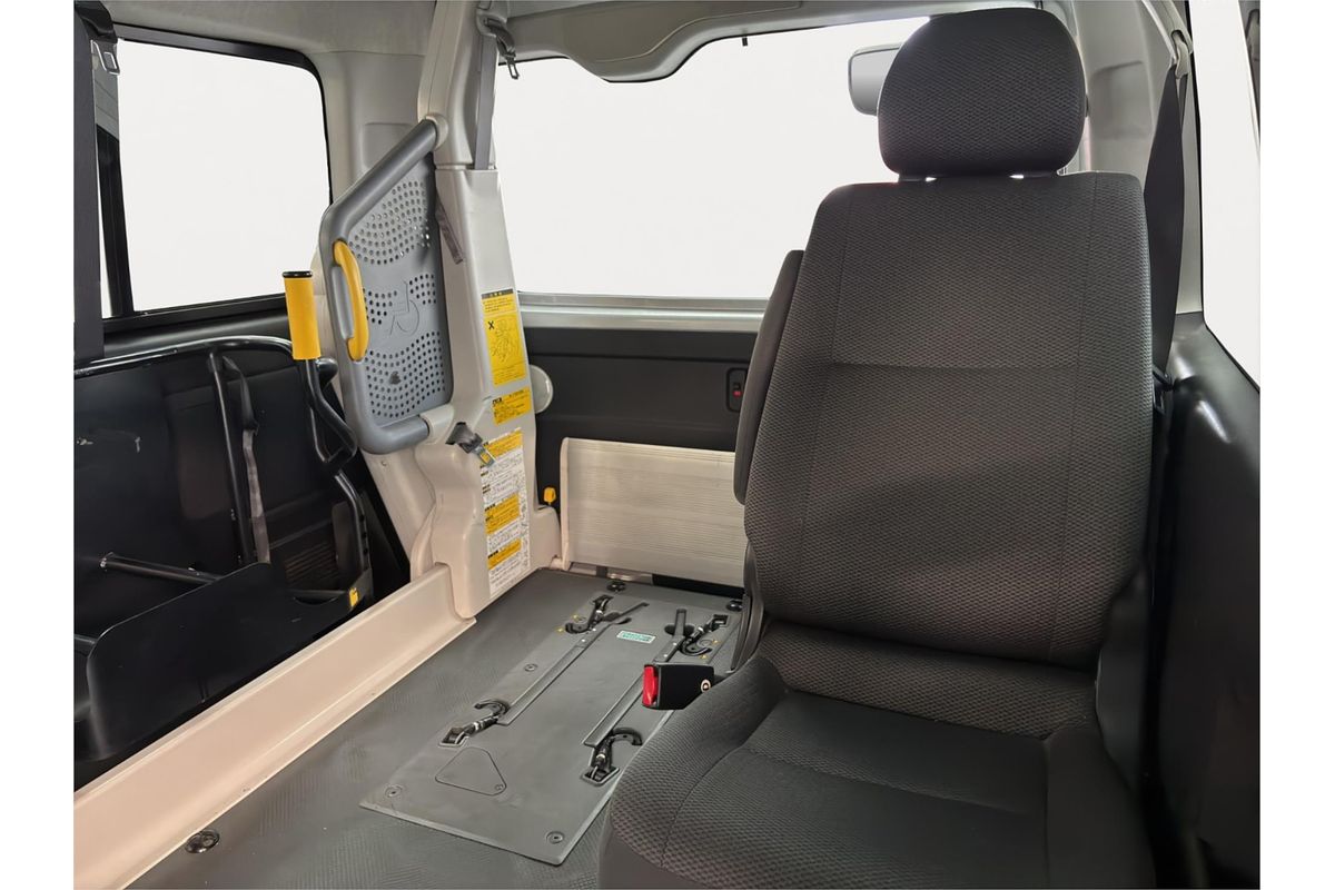 2012 Toyota Hiace Welcab