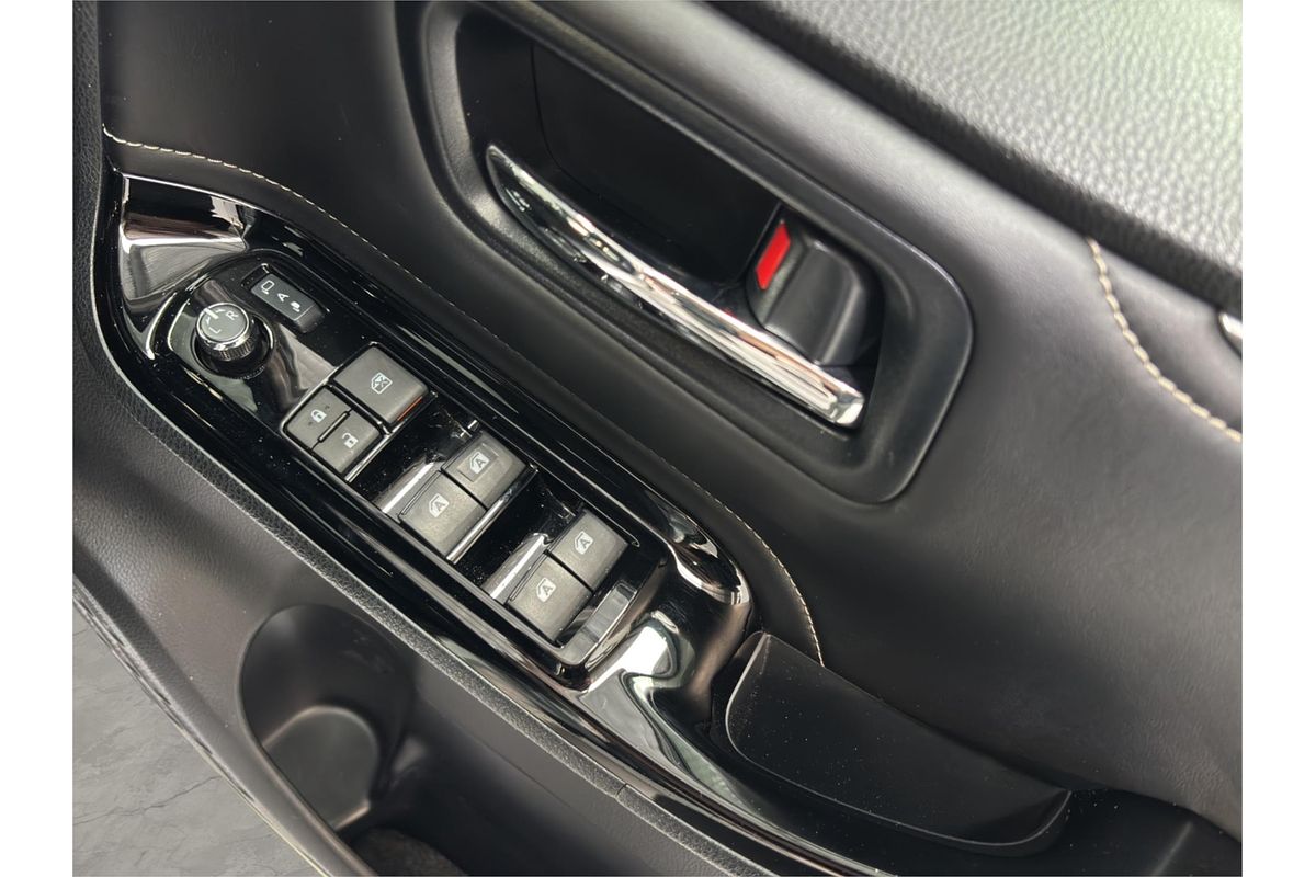 2017 Toyota Esquire XI Welcab ZRR80