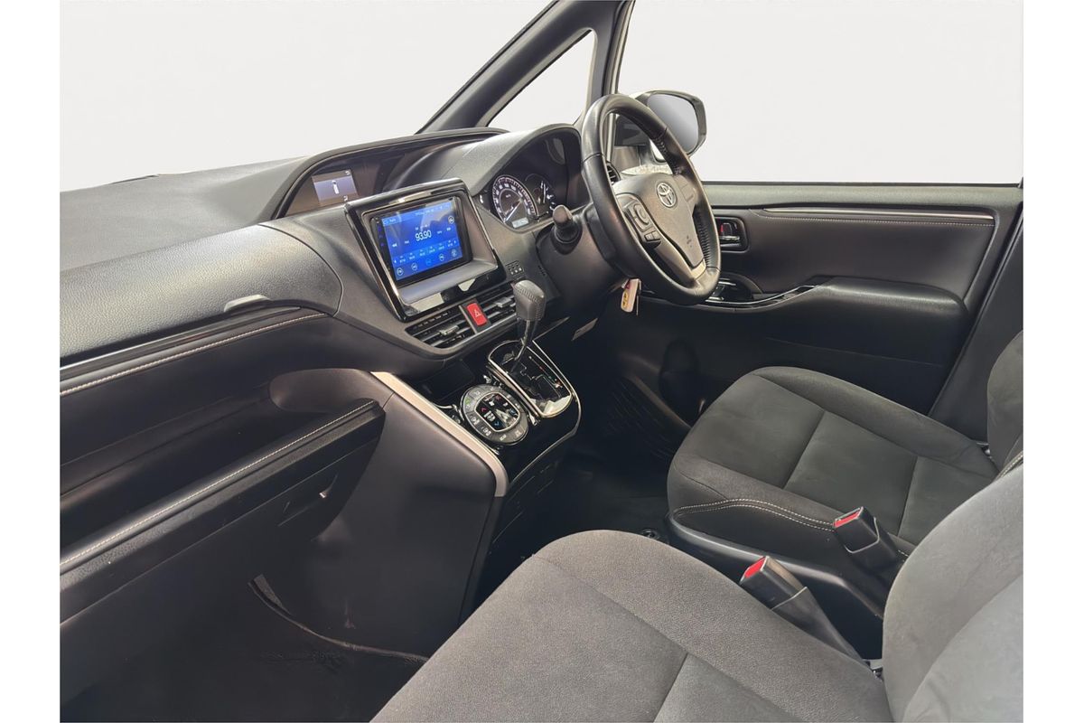 2017 Toyota Esquire XI Welcab ZRR80