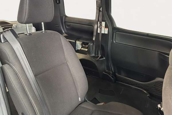 2017 Toyota Esquire XI Welcab ZRR80