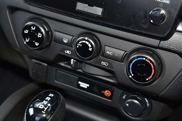 2025 Mazda BT-50 XT TF 4X4