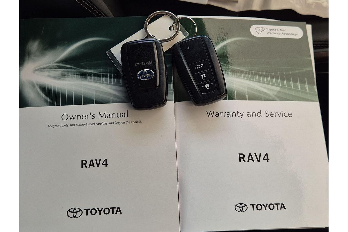 2021 Toyota RAV4 Cruiser AXAH52R