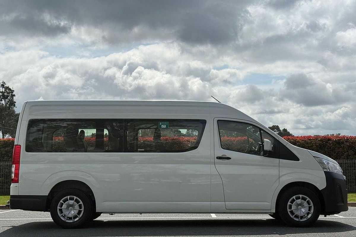 2019 Toyota Hiace Commuter GDH322R ELWB High Roof