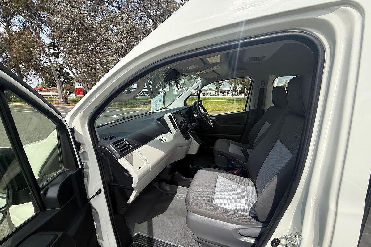 2019 Toyota Hiace Commuter GDH322R ELWB High Roof