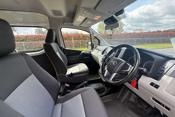 2019 Toyota Hiace Commuter GDH322R ELWB High Roof