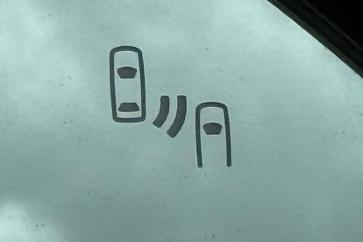 2019 Toyota Hiace Commuter GDH322R ELWB High Roof