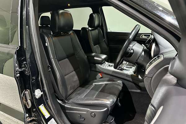 2021 Jeep Grand Cherokee Night Eagle WK