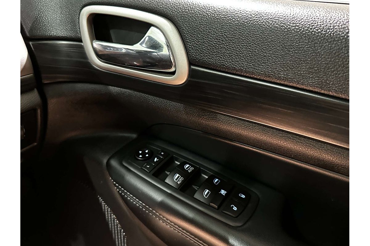 2021 Jeep Grand Cherokee Night Eagle WK