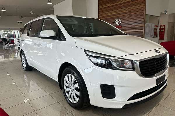 2017 Kia Carnival S YP
