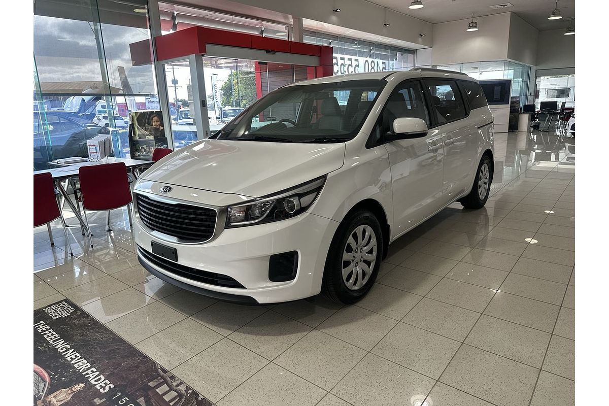 2017 Kia Carnival S YP