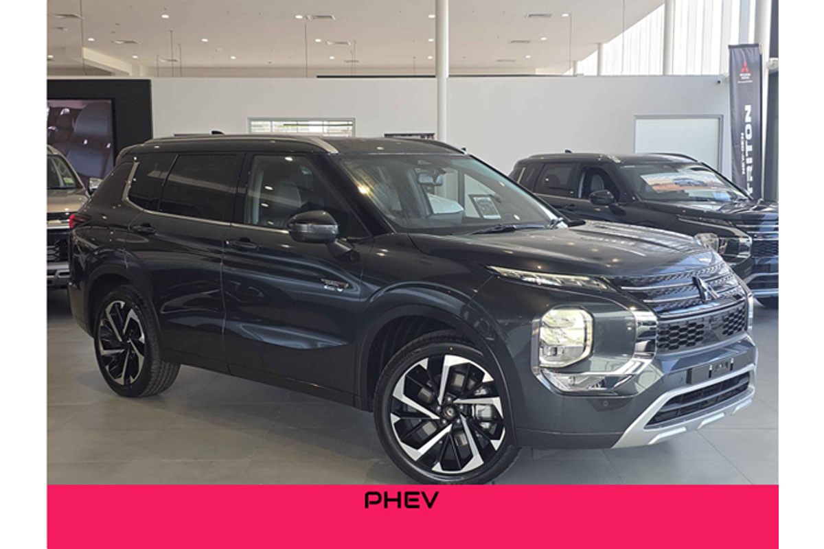2024 Mitsubishi Outlander PHEV Exceed Tourer ZM
