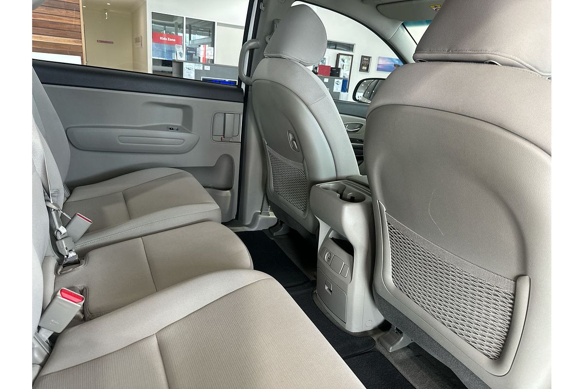 2017 Kia Carnival S YP