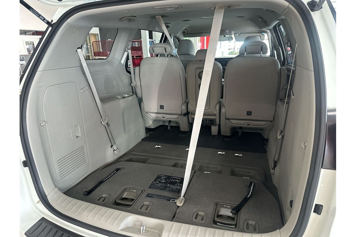 2017 Kia Carnival S YP