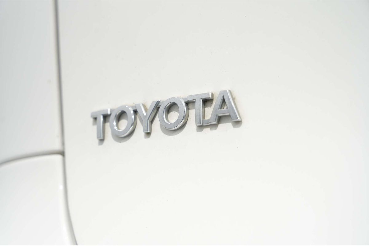 2014 Toyota Tarago GLi ACR50R