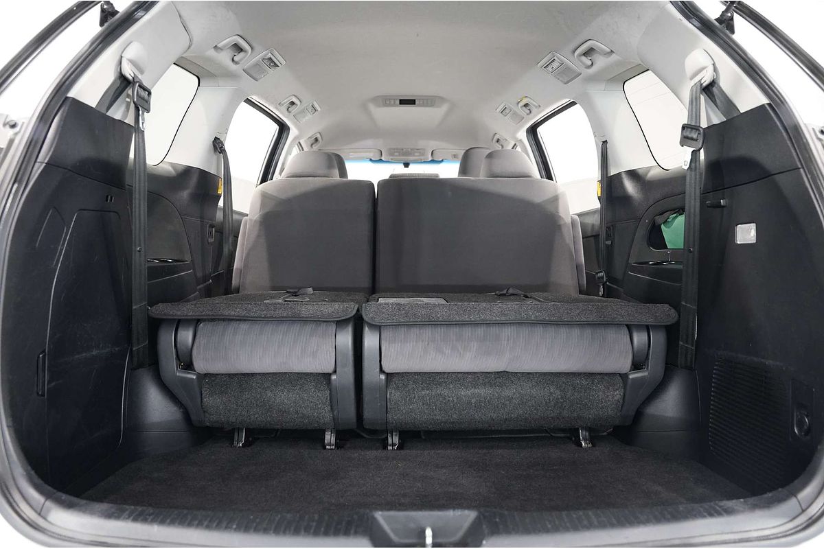 2014 Toyota Tarago GLi ACR50R